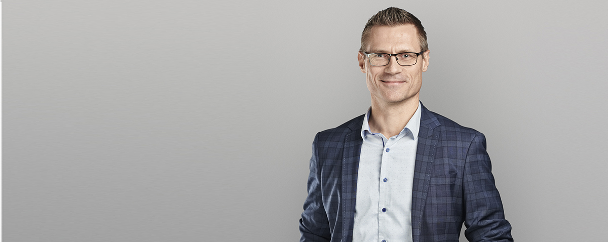 Kenneth Liebach 1200X478