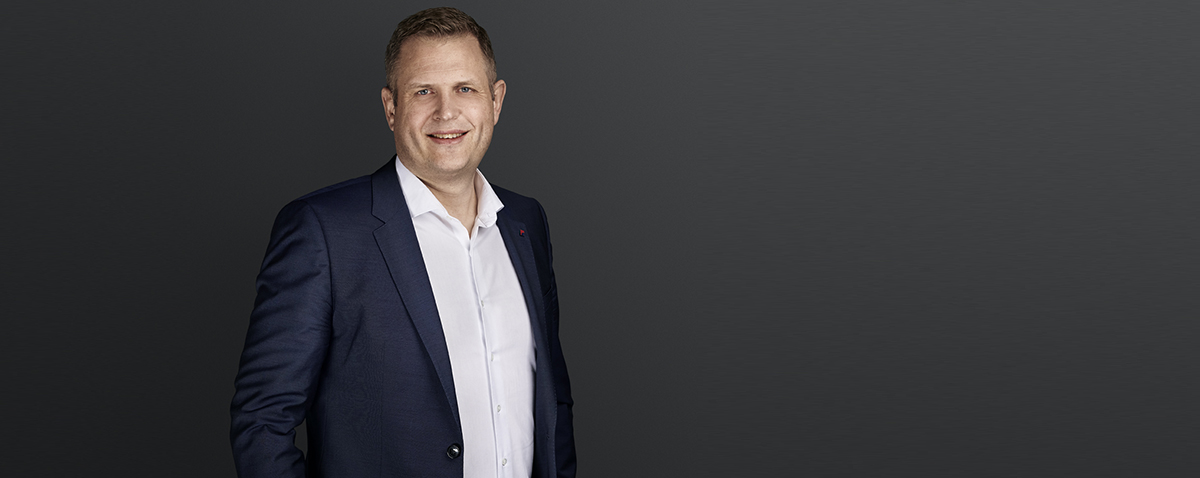 Jacob Larsen 1200X478