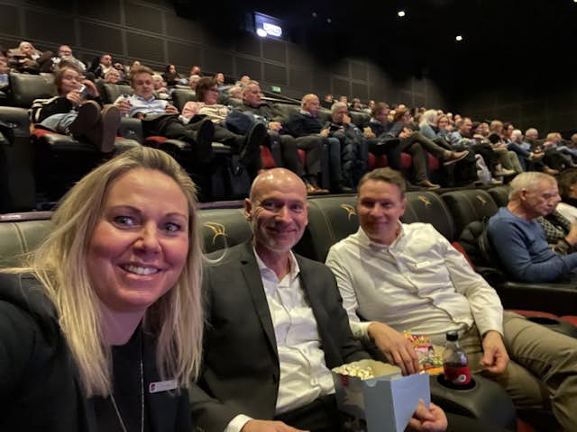 Louise, Teddy Og Morten